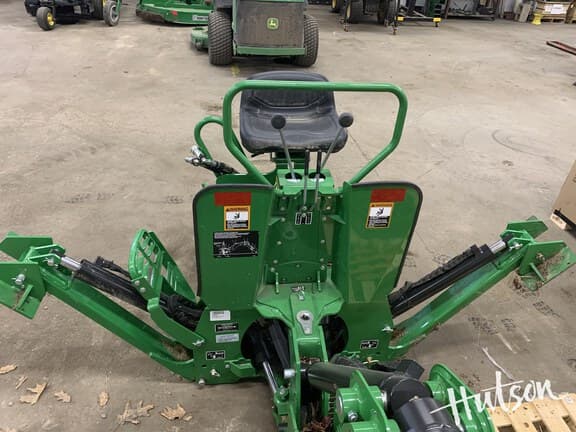 Image of John Deere 485A equipment image 4