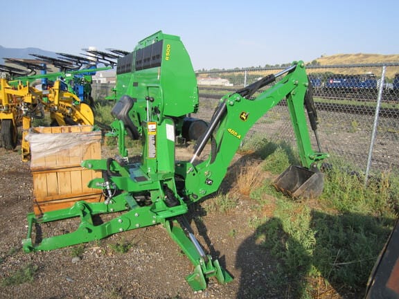 2022 John Deere 485A Equipment Image0