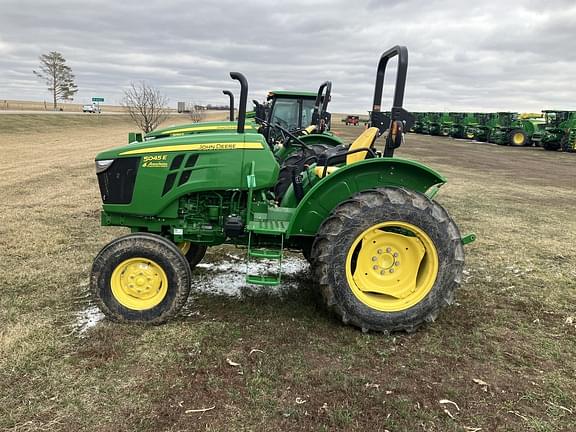 Image of John Deere 5045E Primary image