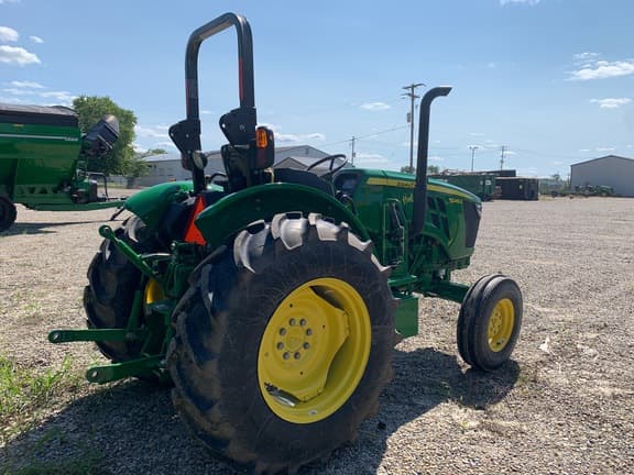 Image of John Deere 5045E equipment image 2