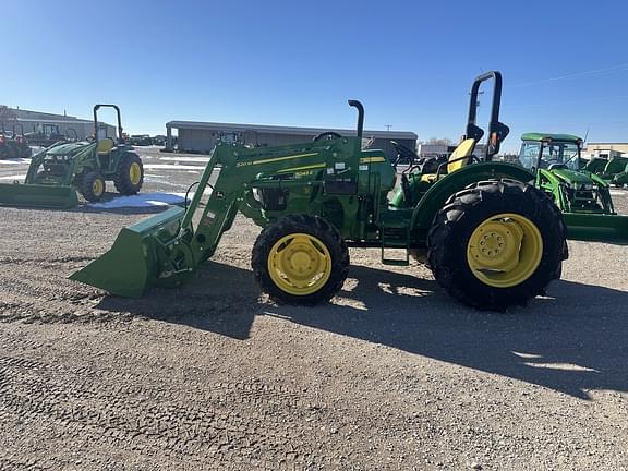 Image of John Deere 5045E equipment image 1