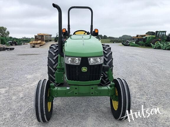 Image of John Deere 5045E equipment image 3