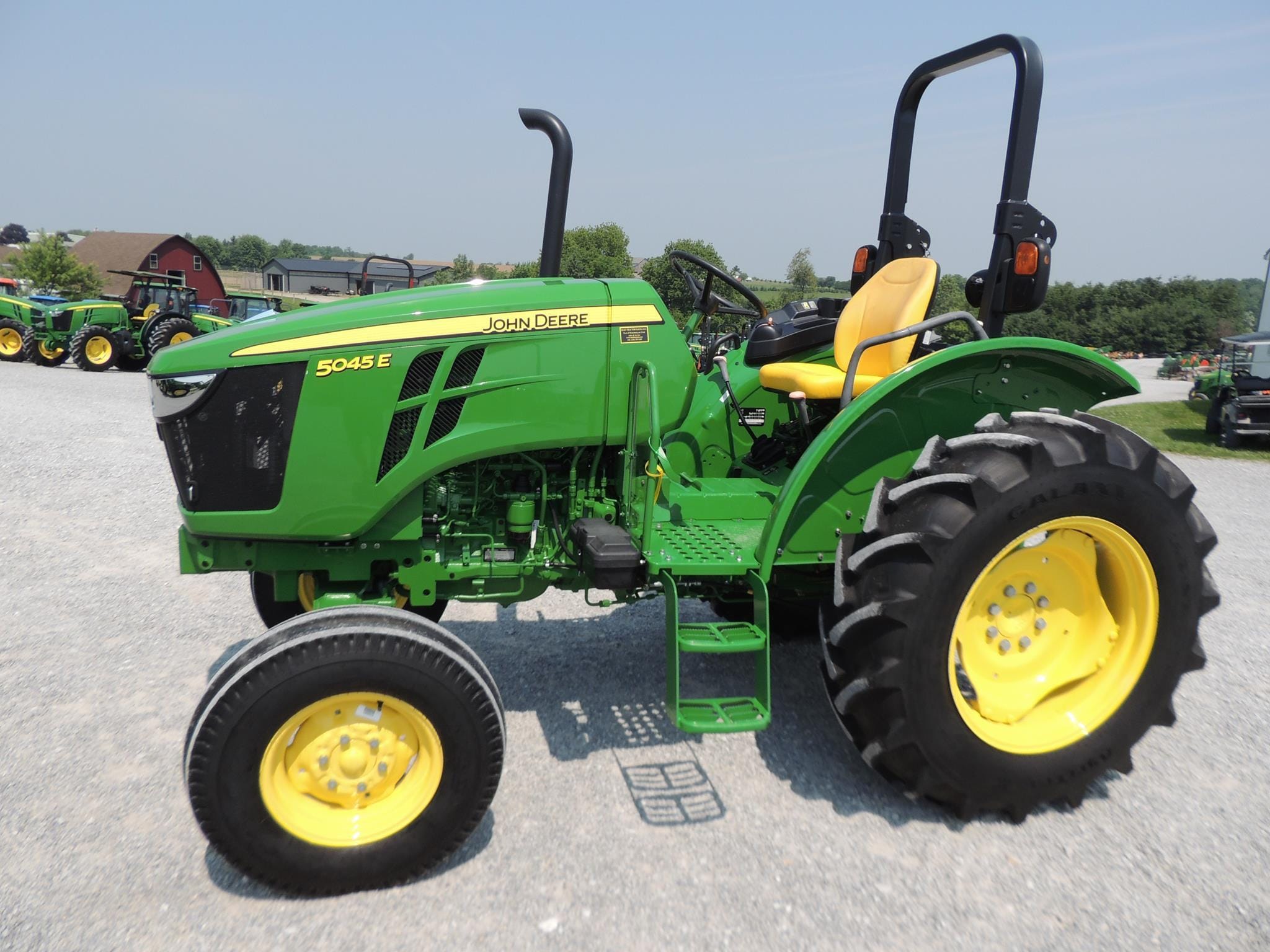 2022 John Deere 5045E Equipment Image0