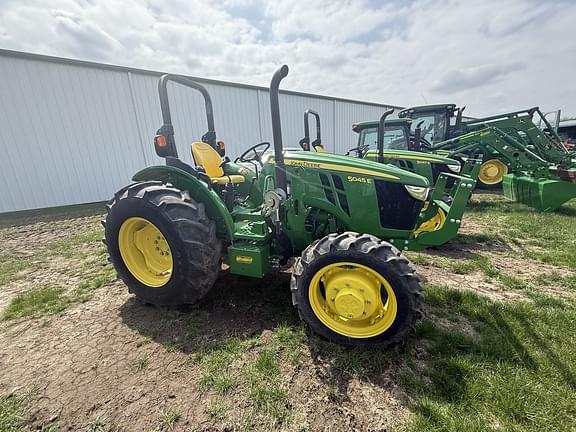 Image of John Deere 5045E Primary image