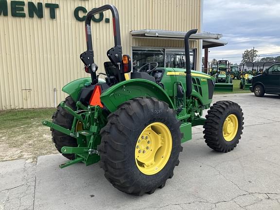 Image of John Deere 5045E equipment image 2