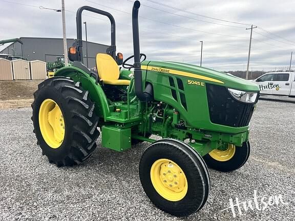 Image of John Deere 5045E Primary image