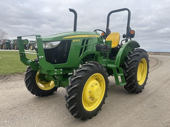 Image of John Deere 5045E Primary image