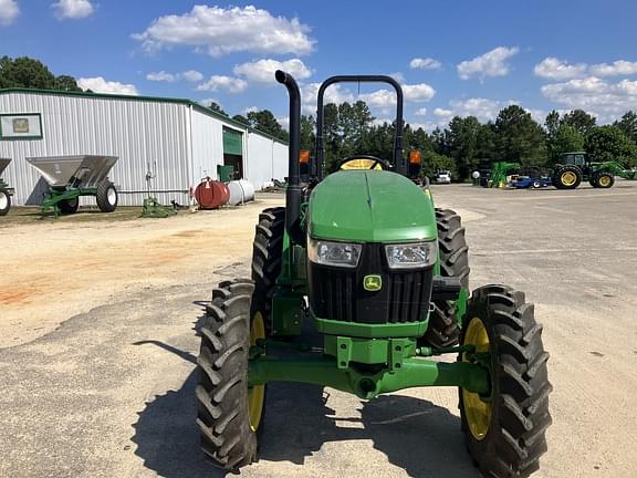 Image of John Deere 5045E equipment image 2