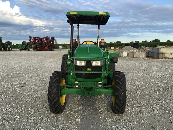 Image of John Deere 5045E equipment image 1