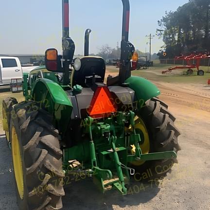 Image of John Deere 5045E equipment image 3