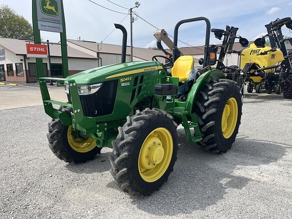 Image of John Deere 5045E equipment image 1