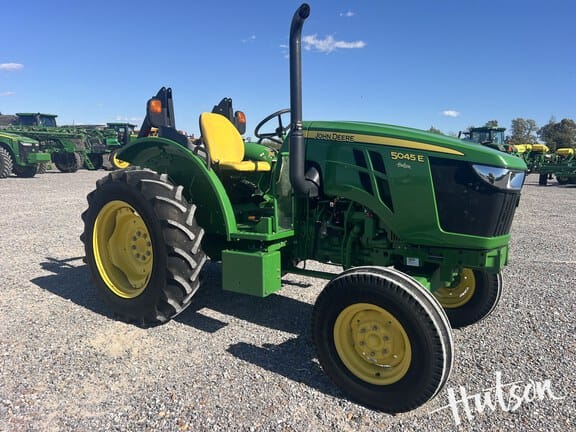 2022 John Deere 5045E Equipment Image0