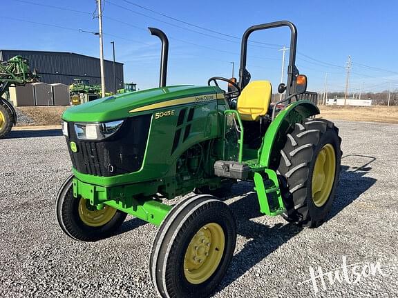 Image of John Deere 5045E equipment image 1