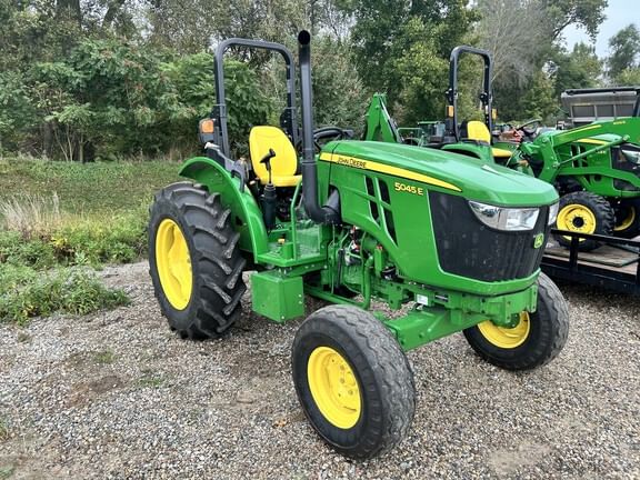 2022 John Deere 5045E Equipment Image0