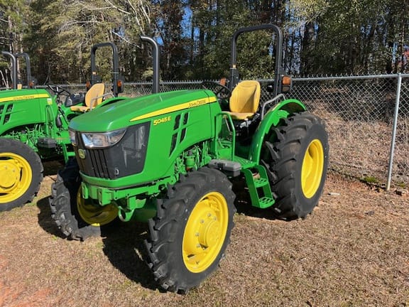 2022 John Deere 5045E Equipment Image0