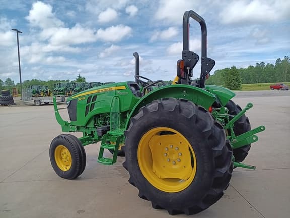 Image of John Deere 5045E equipment image 1