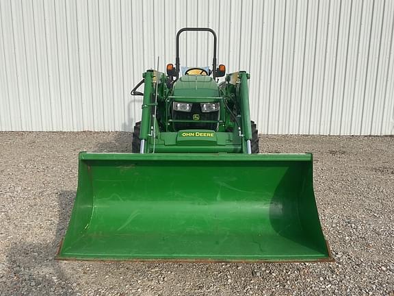 Image of John Deere 5045E equipment image 2