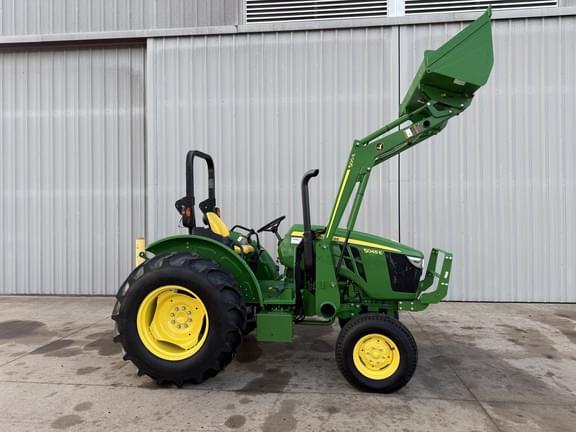 Image of John Deere 5045E equipment image 2