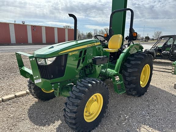 Image of John Deere 5045E Primary image