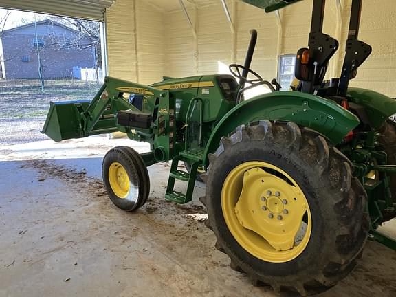 Image of John Deere 5045E Primary image