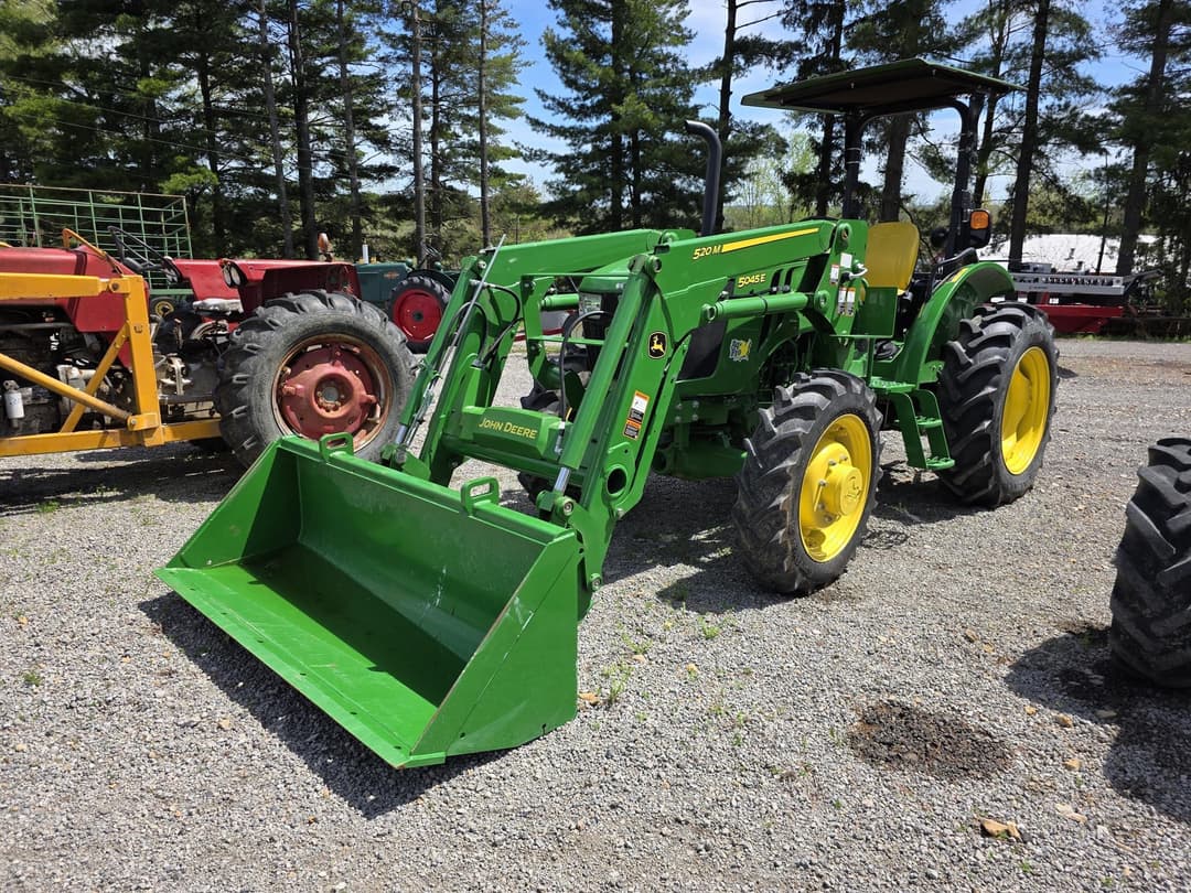 Image of John Deere 5045E Primary image