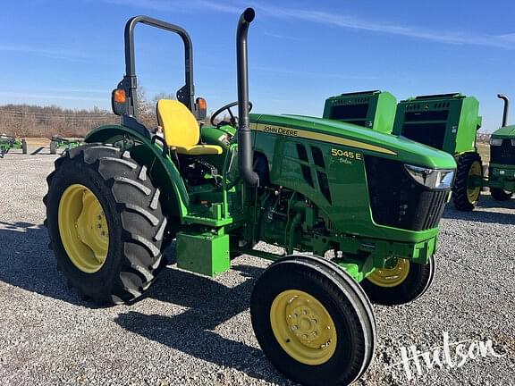 Image of John Deere 5045E Primary image