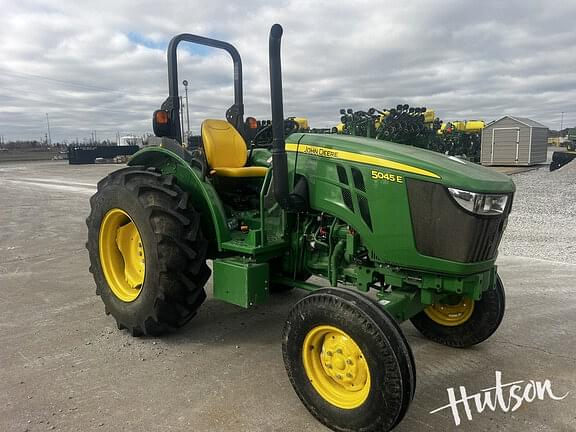 Image of John Deere 5045E Primary image