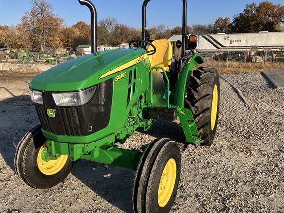 Main image John Deere 5045E