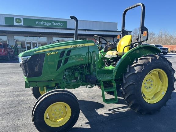 Main image John Deere 5045E