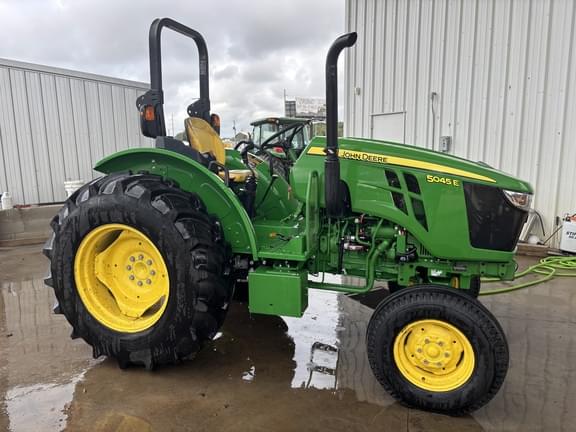 Image of John Deere 5045E Image 1