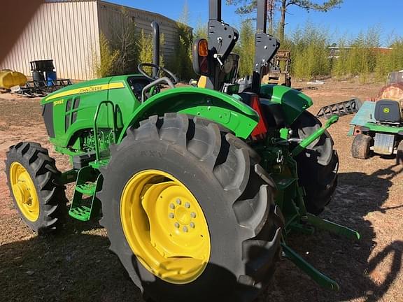 Image of John Deere 5045E equipment image 2