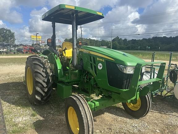 Image of John Deere 5045E Primary image