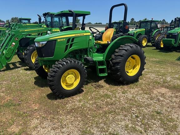 Image of John Deere 5045E Primary image