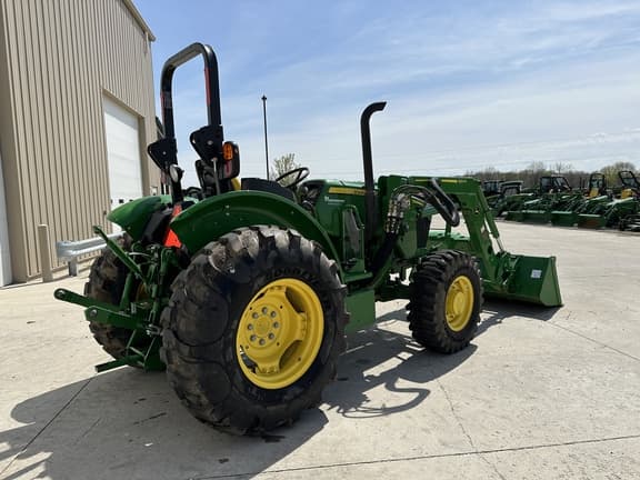 Image of John Deere 5045E equipment image 2