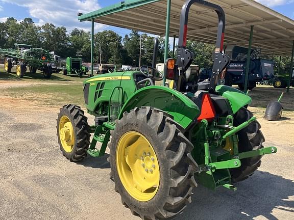 Image of John Deere 5045E equipment image 2