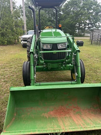 Image of John Deere 5045E equipment image 3