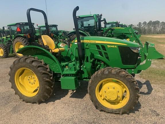 Image of John Deere 5045E equipment image 2