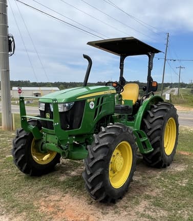 Image of John Deere 5045E equipment image 1
