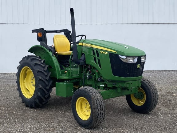 2022 John Deere 5045E Equipment Image0
