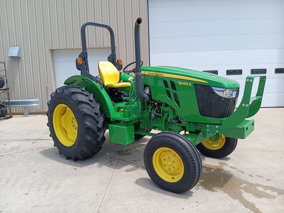 Image of John Deere 5045E Primary image