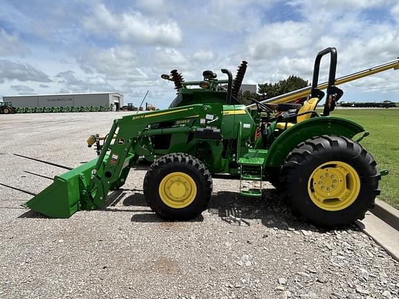 Image of John Deere 5045E equipment image 1