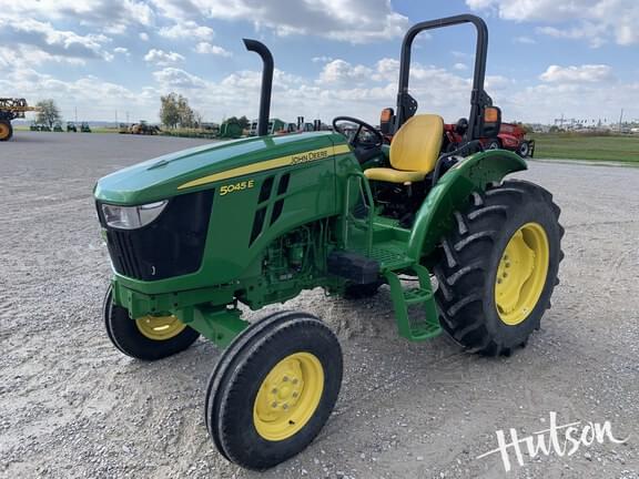 Image of John Deere 5045E equipment image 1