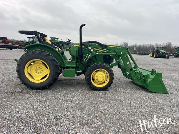 Image of John Deere 5045E equipment image 2