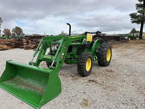 Image of John Deere 5045E equipment image 1