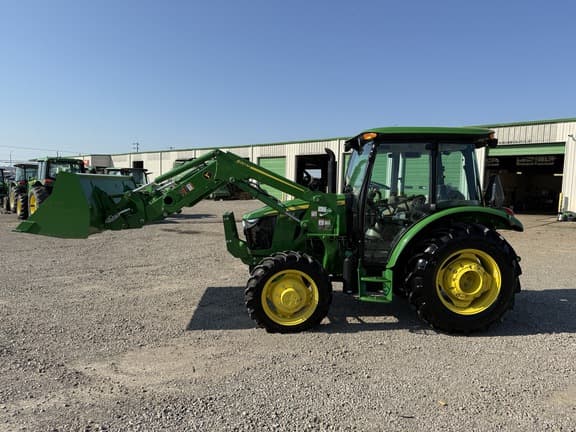 Image of John Deere 5055E equipment image 1