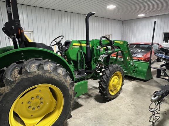 Image of John Deere 5055E Image 1