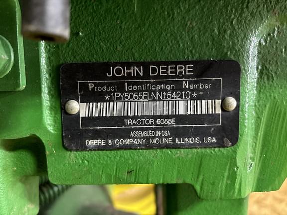 Image of John Deere 5055E equipment image 4