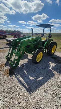 Image of John Deere 5055E equipment image 1