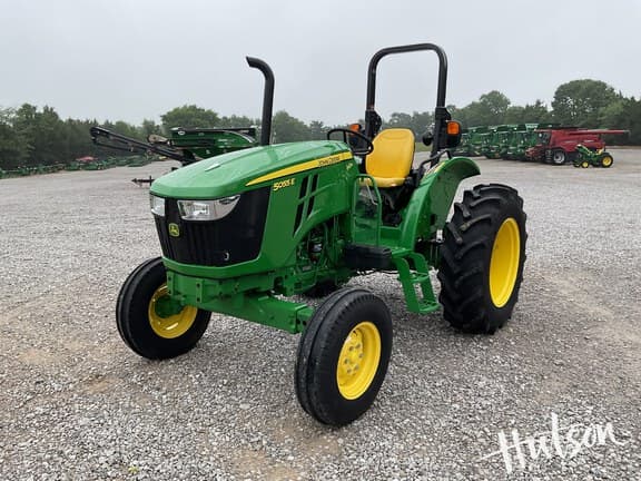 Image of John Deere 5055E equipment image 1