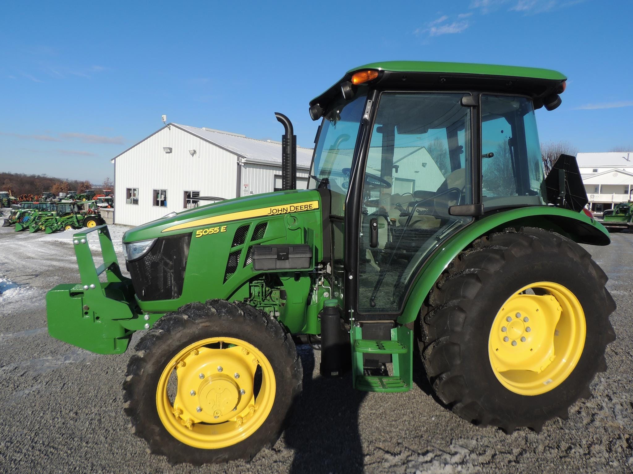 2022 John Deere 5055E Equipment Image0